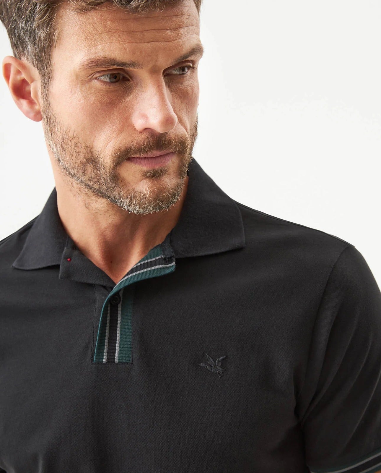 Camiseta Tipo Polo Chevignon para Hombre Negro