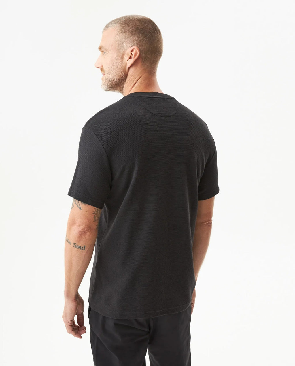 Camiseta Chevignon Manga Corta para Hombre Negro