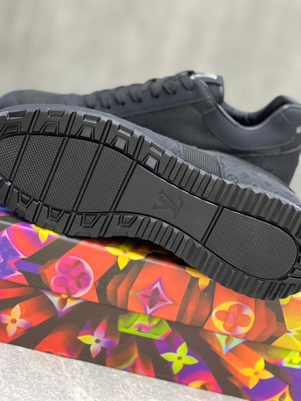 LOUIS VUITTON NEGROS 1.1